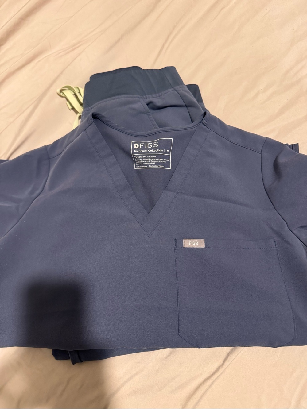 Women’s Figs Scrub Set